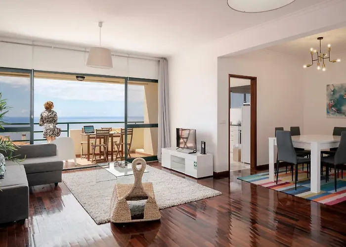 Garajau Ii By An Island *