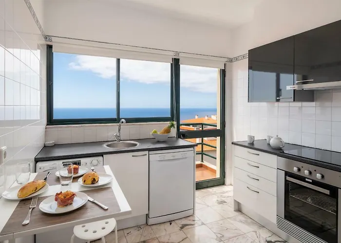 Garajau Ii By An Island